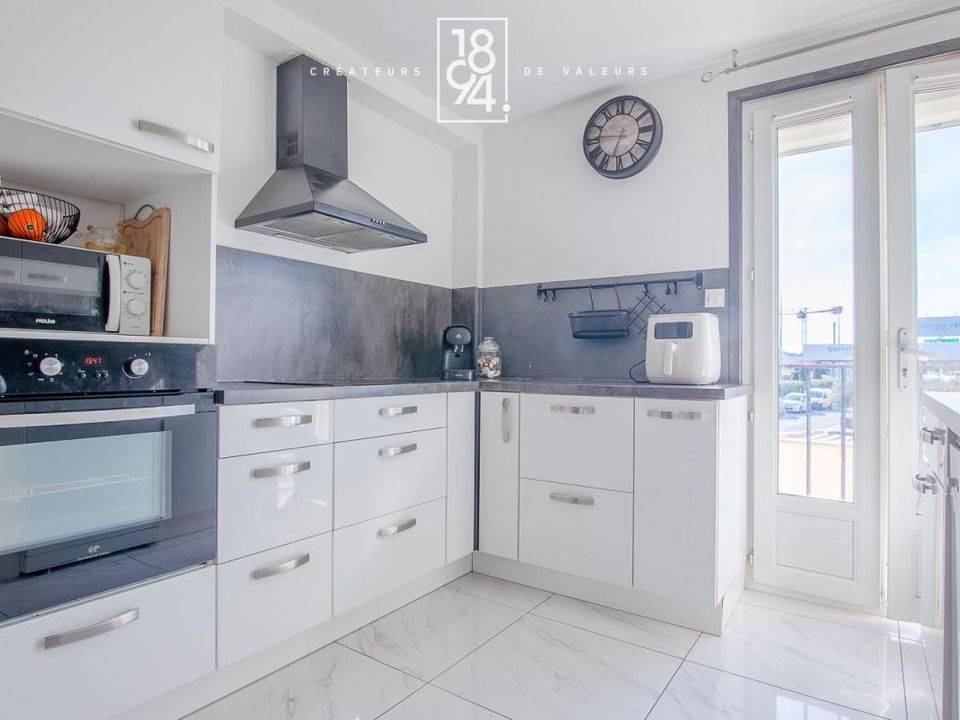 Lejlighed i Chateauneuf-les-Martigues, Bouches-du-Rhone - foto 5