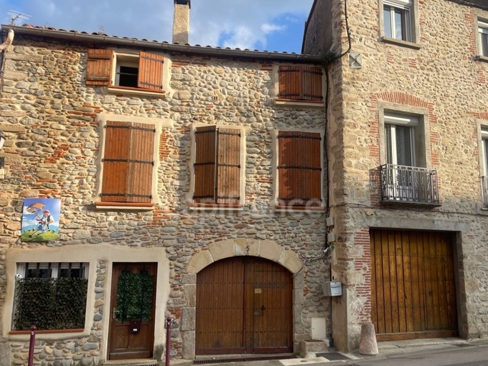 Villa i Le Boulou, Pyrenees-Orientales - foto 1