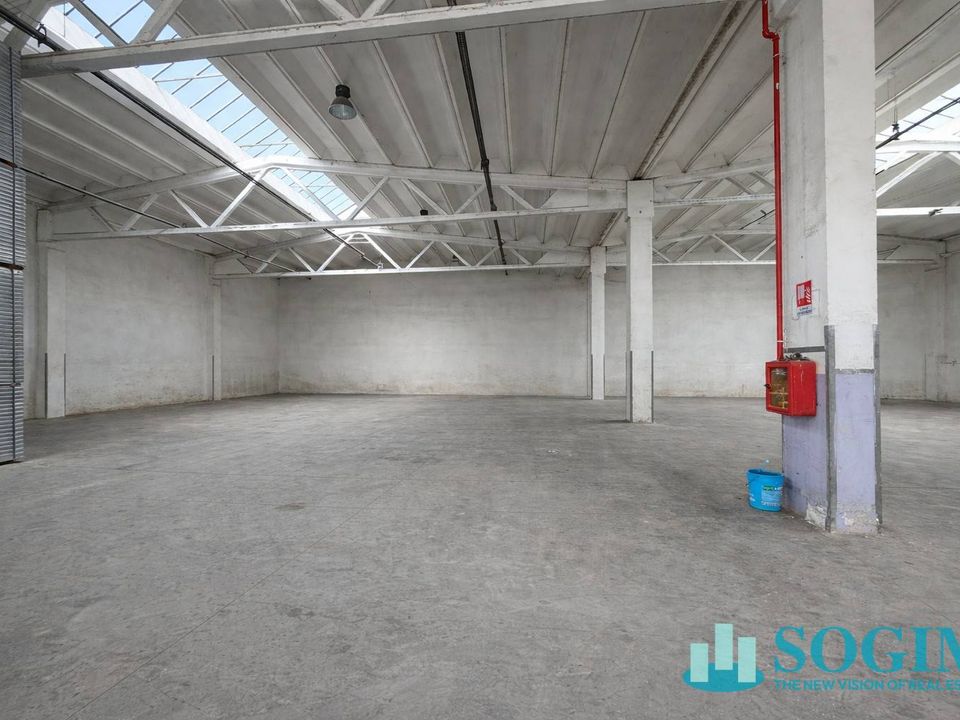 Erhvervsejendom i Lissone, Monza and Brianza - foto 1