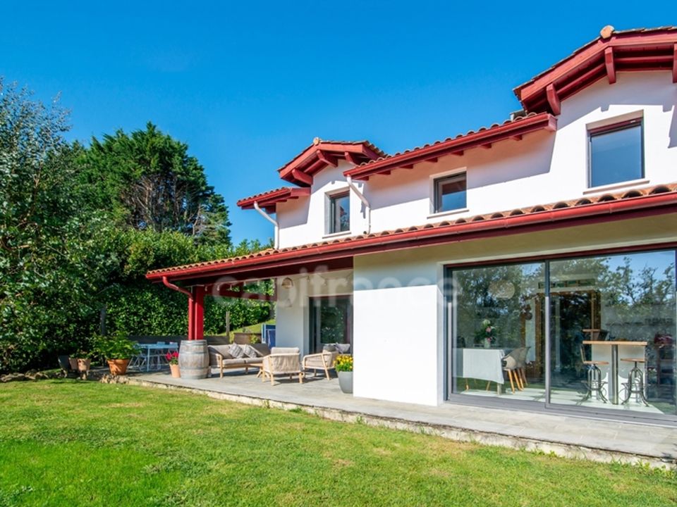Villa i Ascain, Pyrenees-Atlantiques - bilde 1