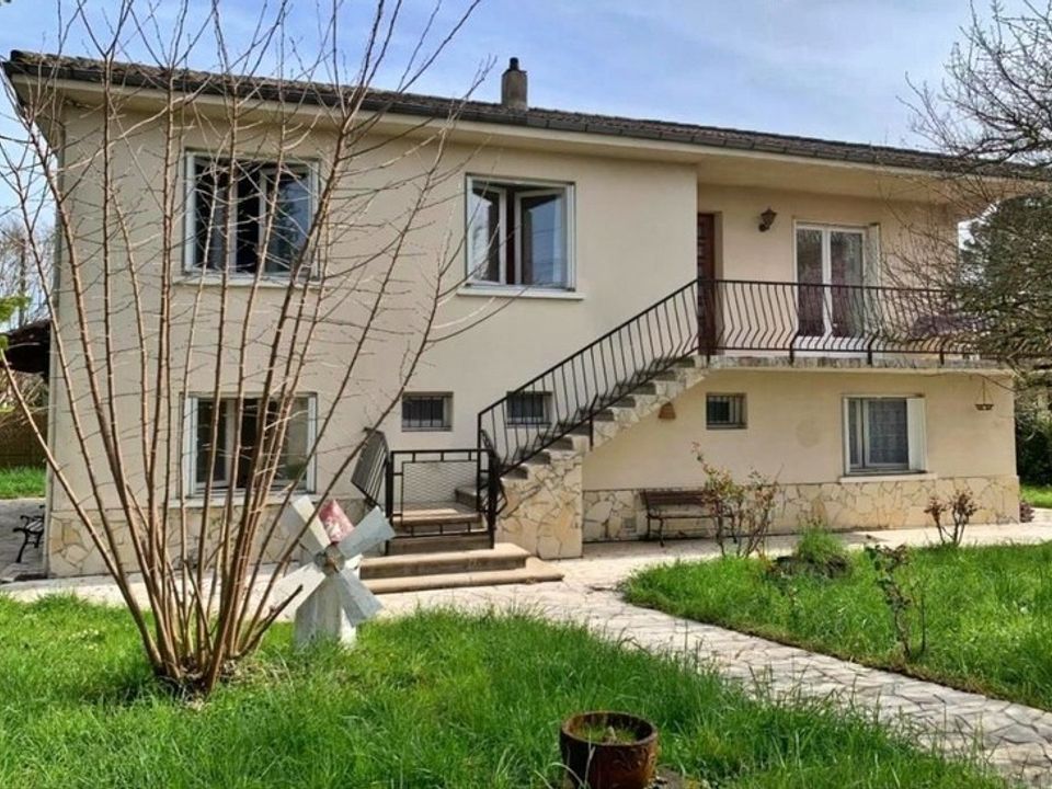 Villa in Nerac, Lot-et-Garonne - foto 1