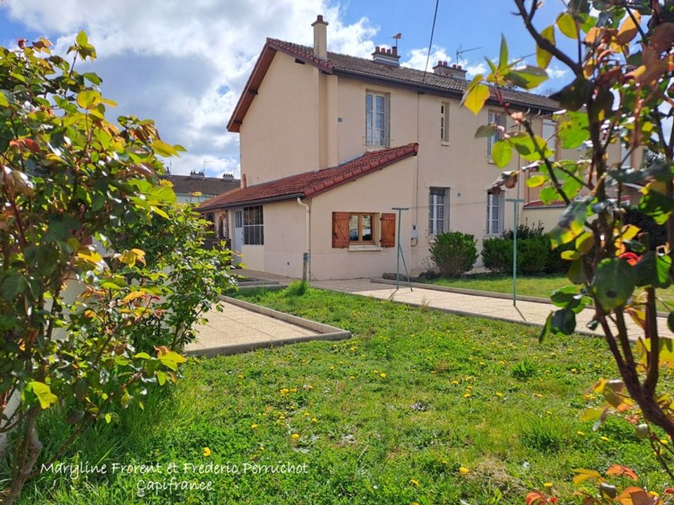 Villa i Clermont-Ferrand, Puy-de-Dome - bilde 1
