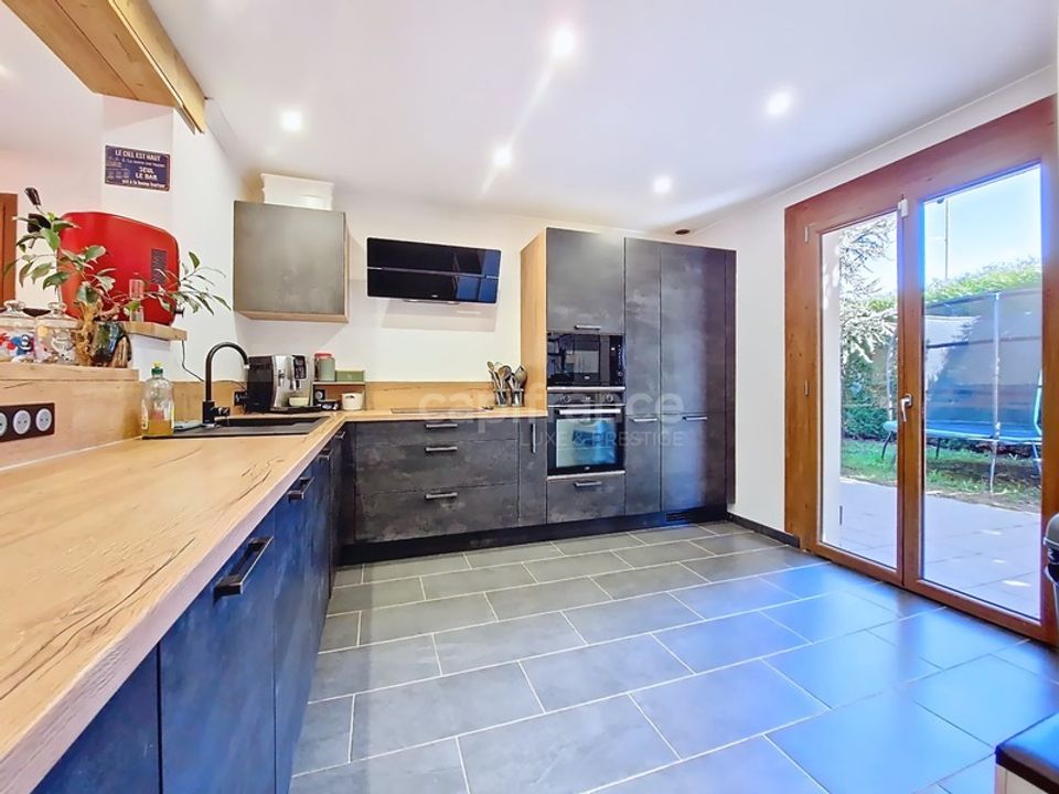 Villa i Marnaz, Haute-Savoie - foto 4