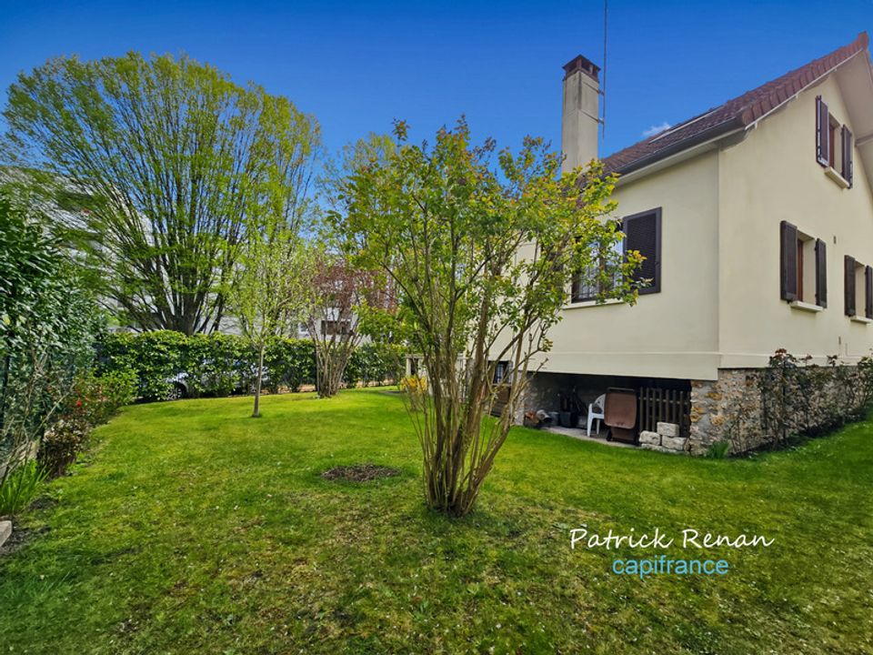 Haus in Saint-Cyr-l'Ecole, Yvelines - Foto 1