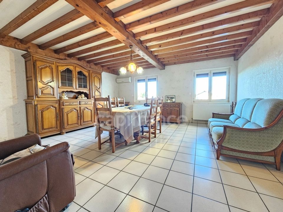 Casa de poble a Panissières, Loire - foto 5