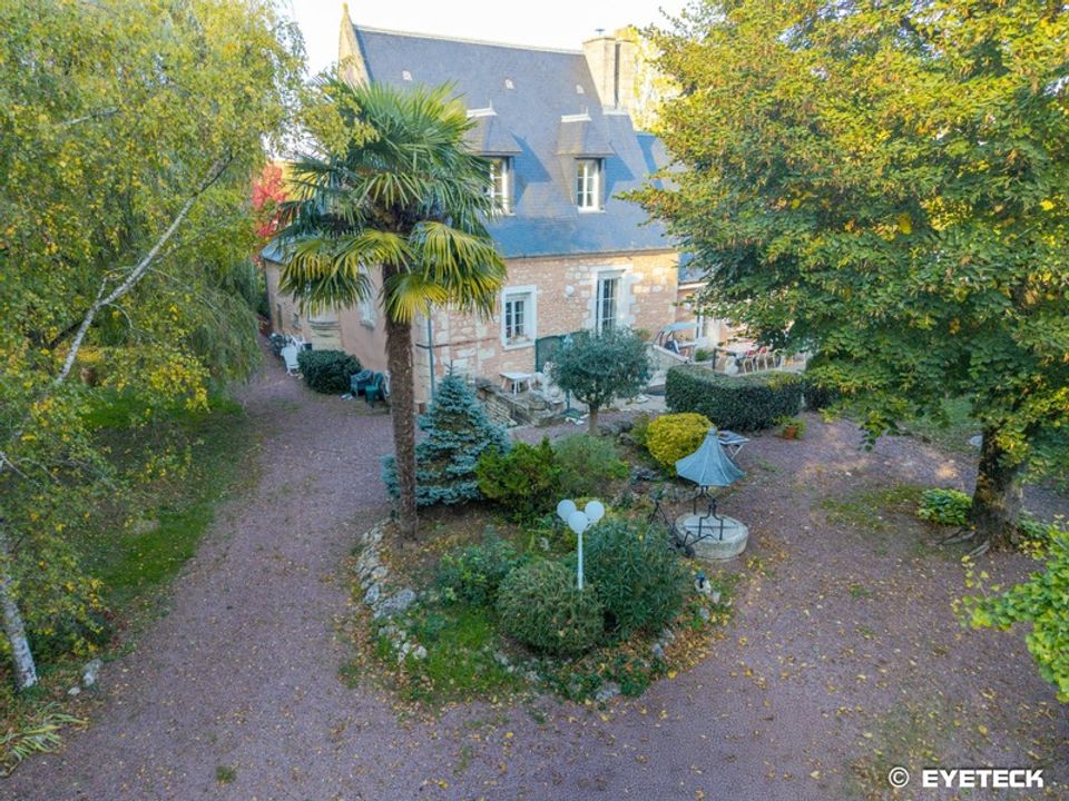 Villa en Saint-Germain-du-Puy, Cher - foto 1