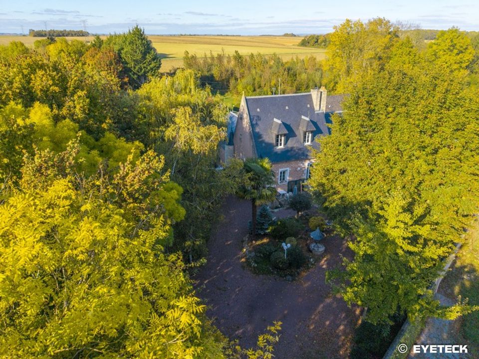 Villa en Saint-Germain-du-Puy, Cher - foto 2