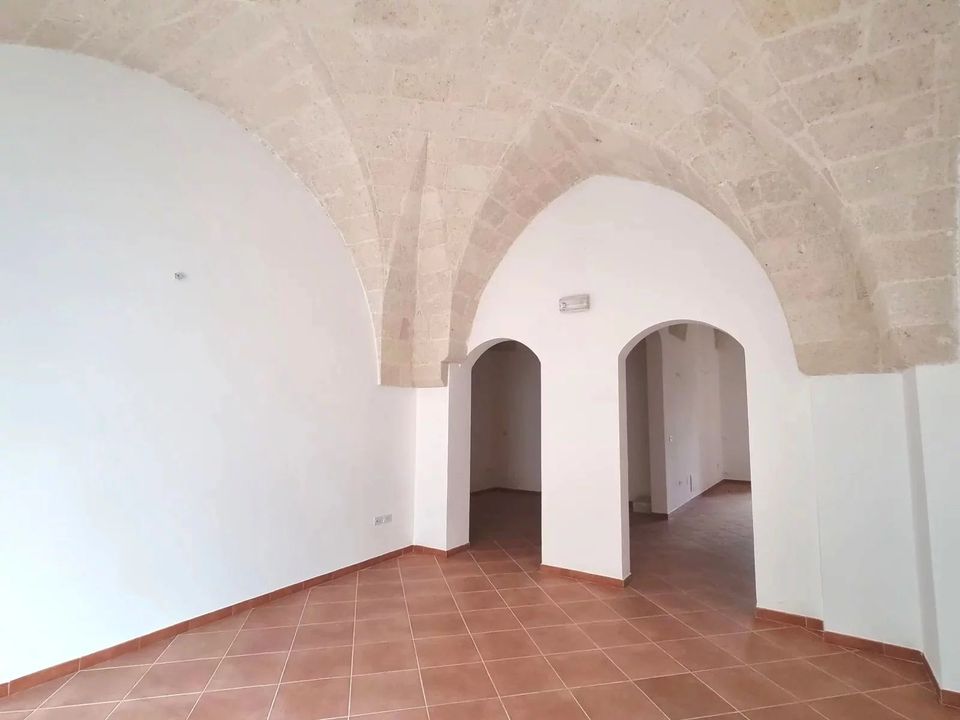 Erhvervsejendom i Oria, Brindisi - foto 2