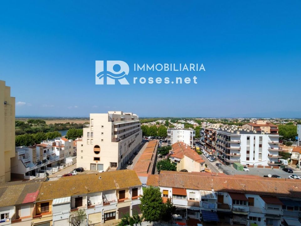 Lejlighed i Empuriabrava, Gerona - foto 4