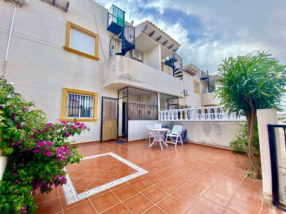 Lejlighed i Torrevieja, Alicante - foto 1