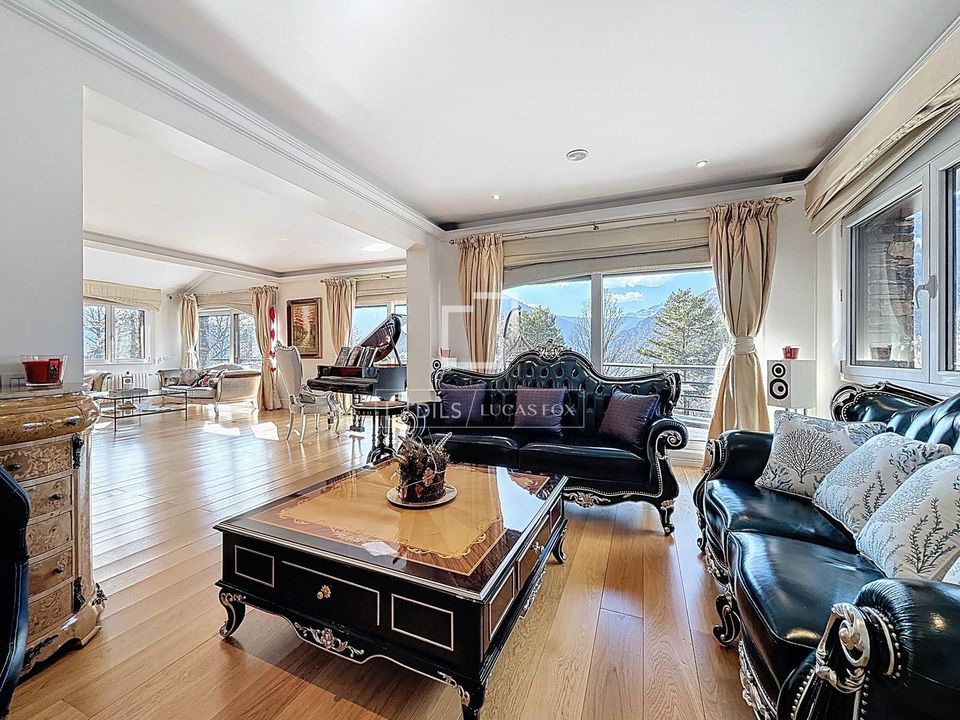 Villa i Escaldes-Engordany, Andorra - bilde 2