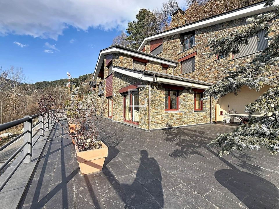 Villa in Escaldes-Engordany, Andorra - foto 2