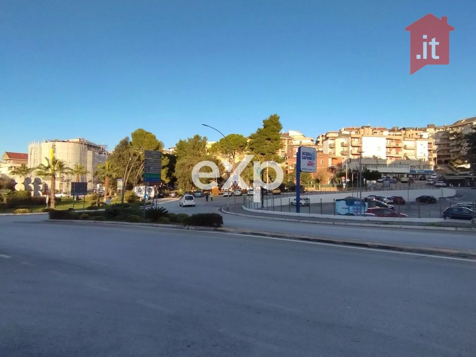Erhvervsejendom i Vasto, Chieti - foto 5