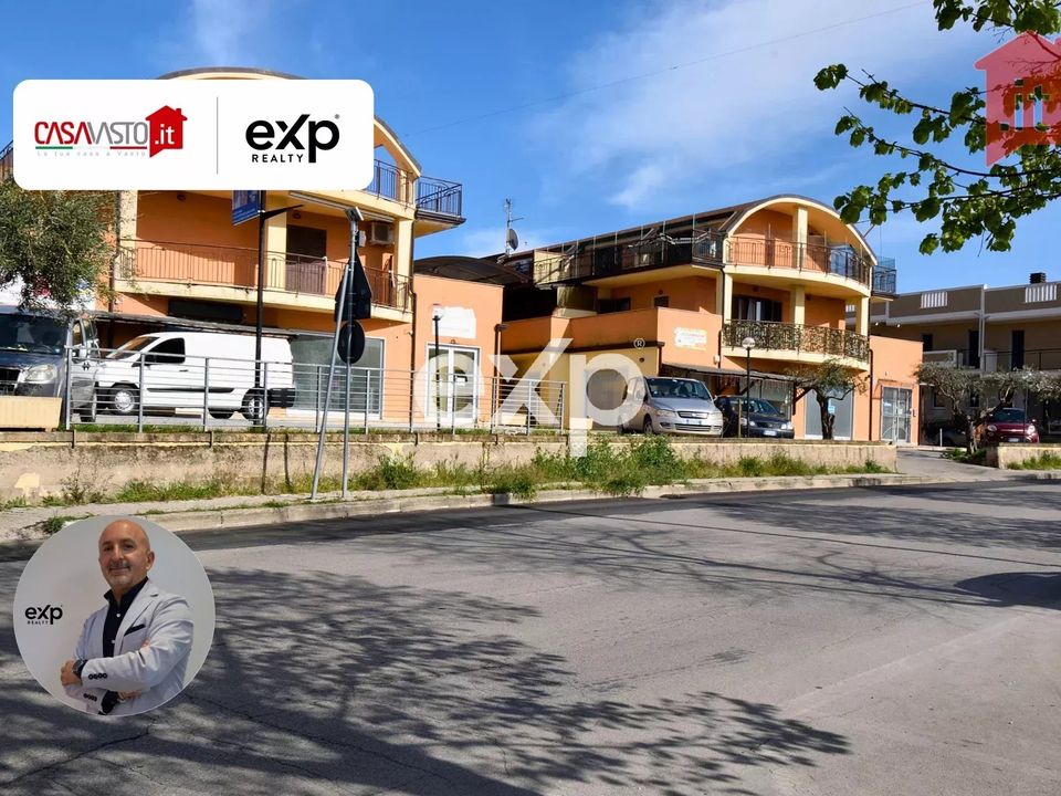 Garage i Vasto, Chieti - foto 1