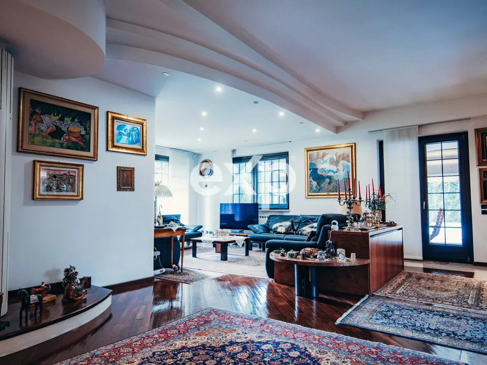 Villa i Rescaldina, Milan - foto 2