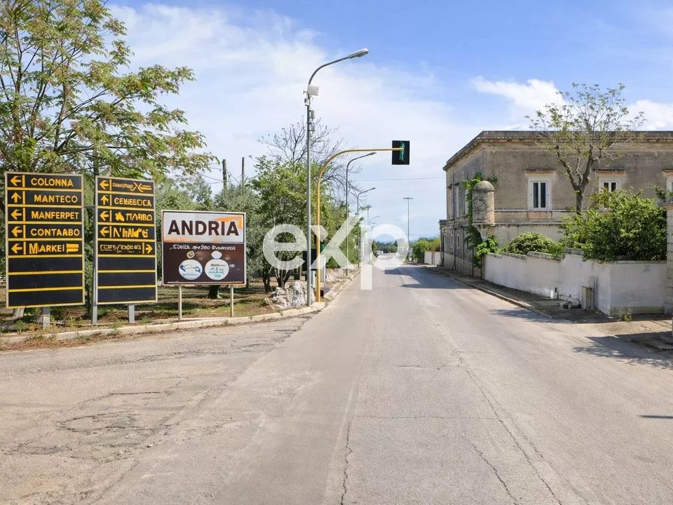 Erhvervsejendom i Andria, Barletta-Andria-Trani - foto 1