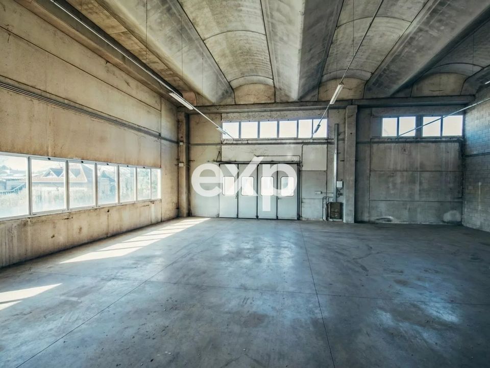 Erhvervsejendom i Seveso, Monza and Brianza - foto 4