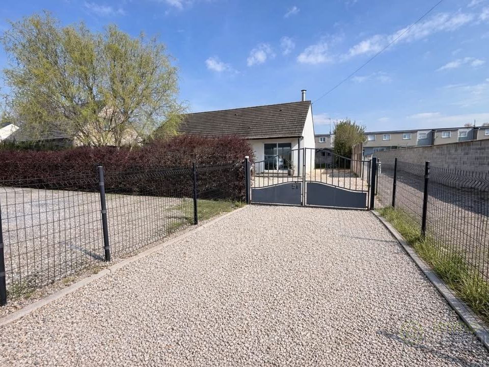 Bungalow i Ferrière-la-Grande, Nord - foto 1