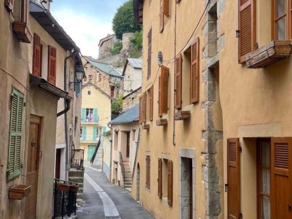 Landsbyhus i Roubion, Alpes-Maritimes - bilde 2