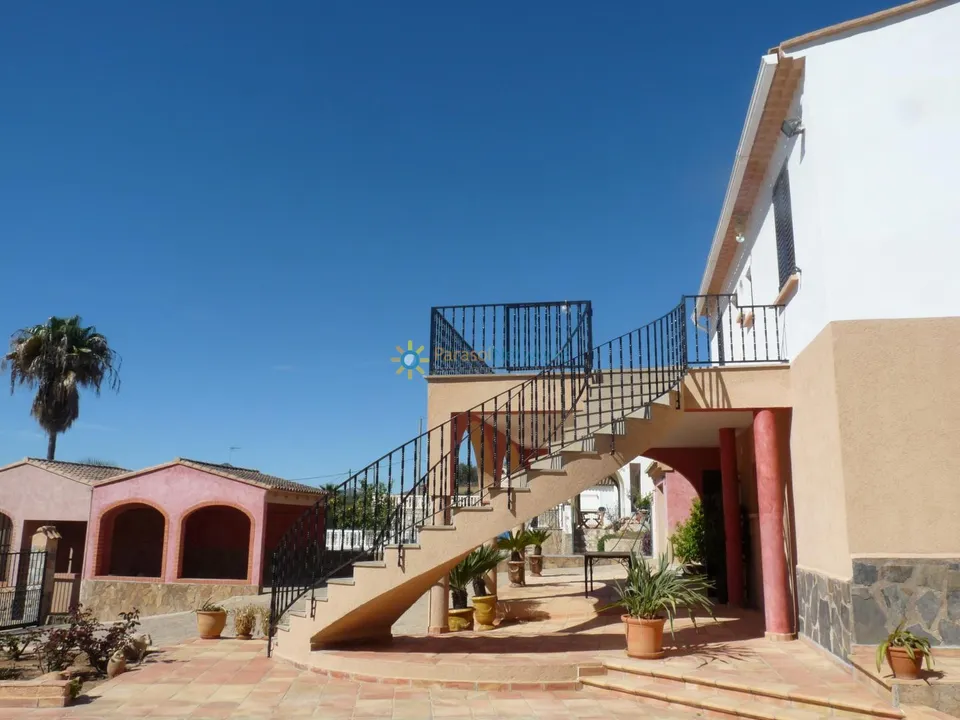 Villa i La Font D'en Carros, Valencia - foto 1