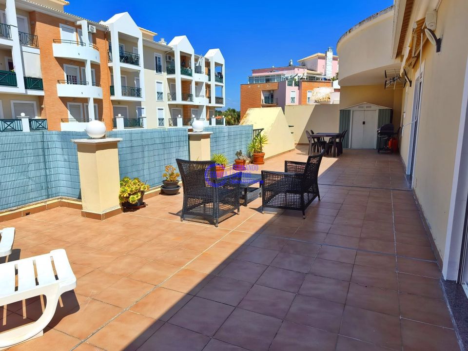 Lejlighed i Armacao de Pera, Faro - foto 1