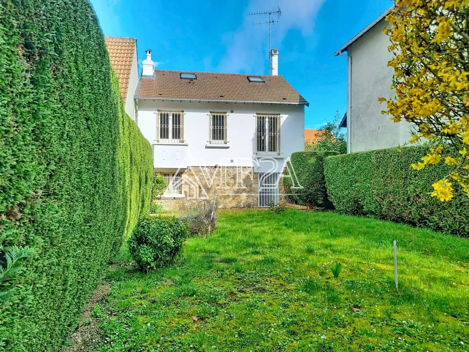 Villa in Massy, Essonne - foto 1