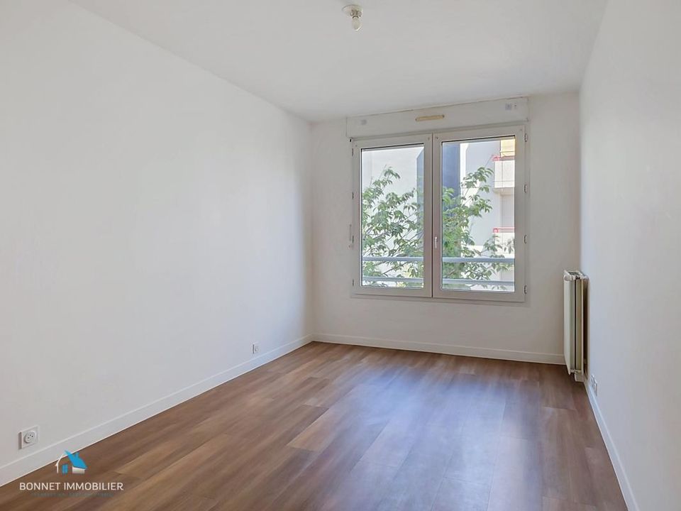 Apartment in Clermont-Ferrand, Puy-de-Dome - photo 5