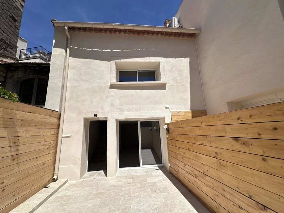 Landejendom i Eyragues, Bouches-du-Rhone - foto 1