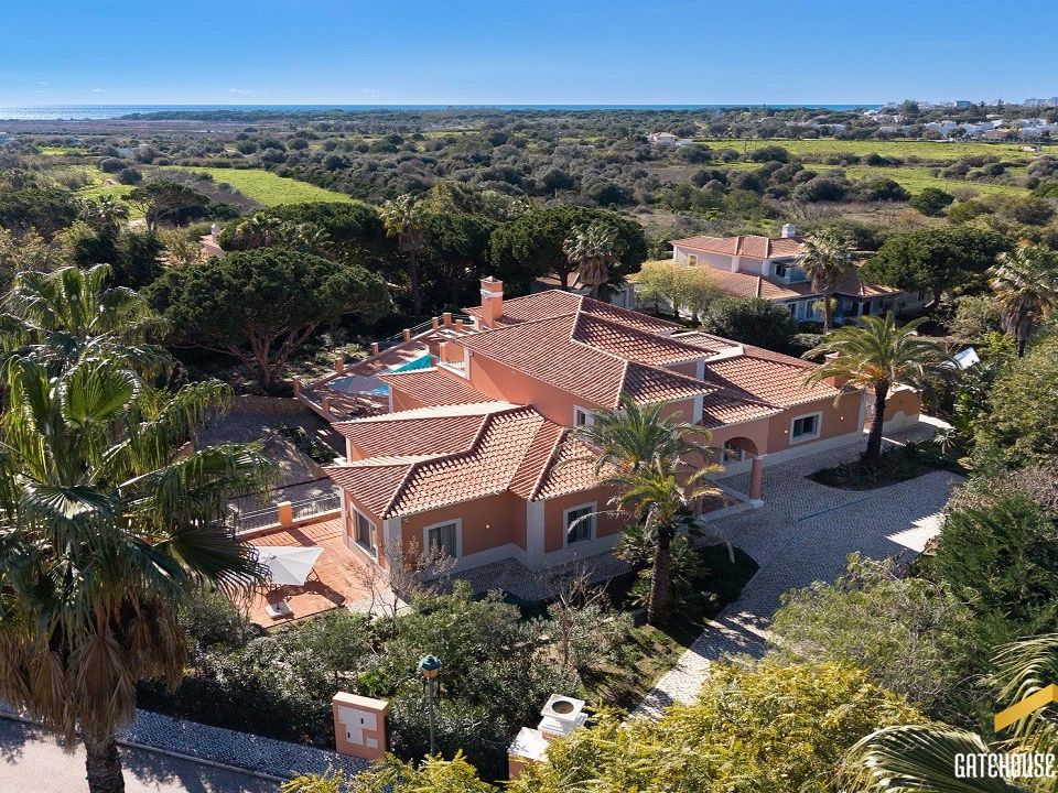 Villa i Almancil, Faro - foto 1