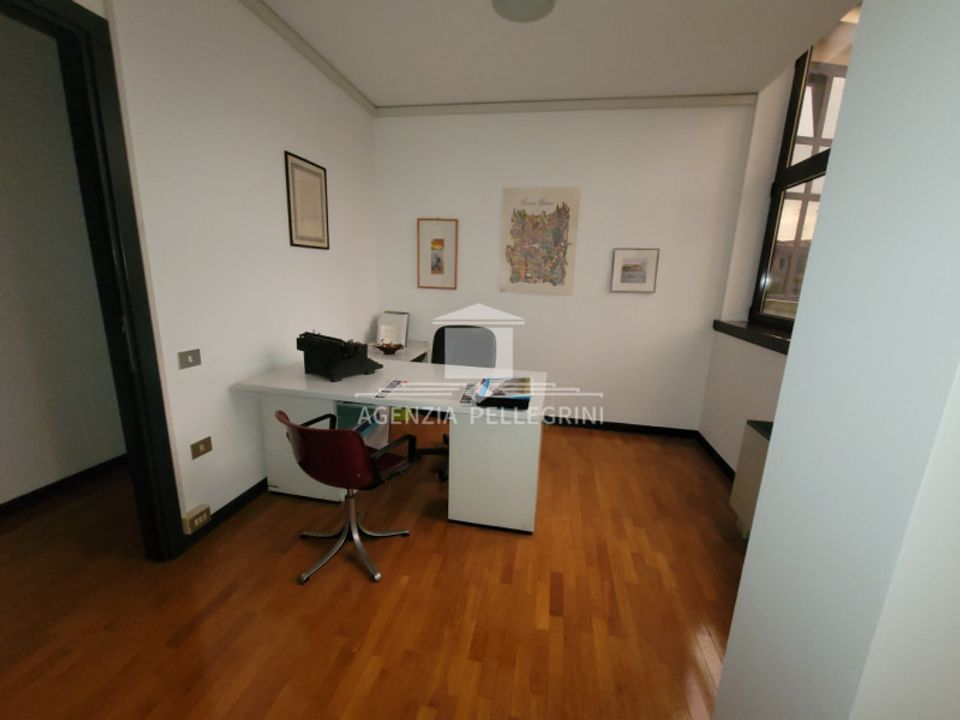 Erhvervsejendom i Vicenza, Vicenza - foto 4