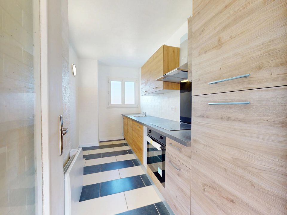 Lejlighed i Clichy-sous-Bois, Seine-Saint-Denis - foto 5