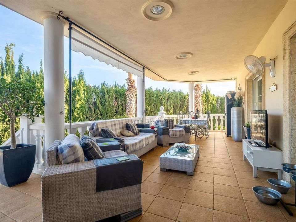 Villa i Alfaz del Pi, Alicante - foto 1
