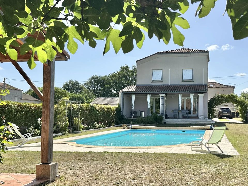 Villa a Mansle, Charente - foto 1