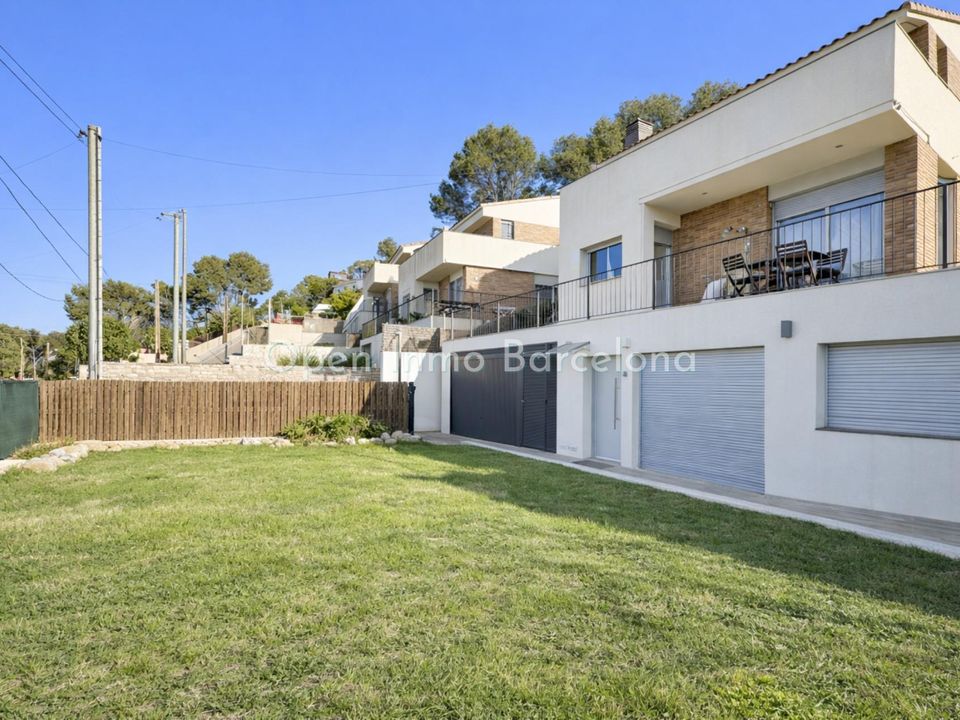 Villa i Canyelles, Barcelona - bilde 3