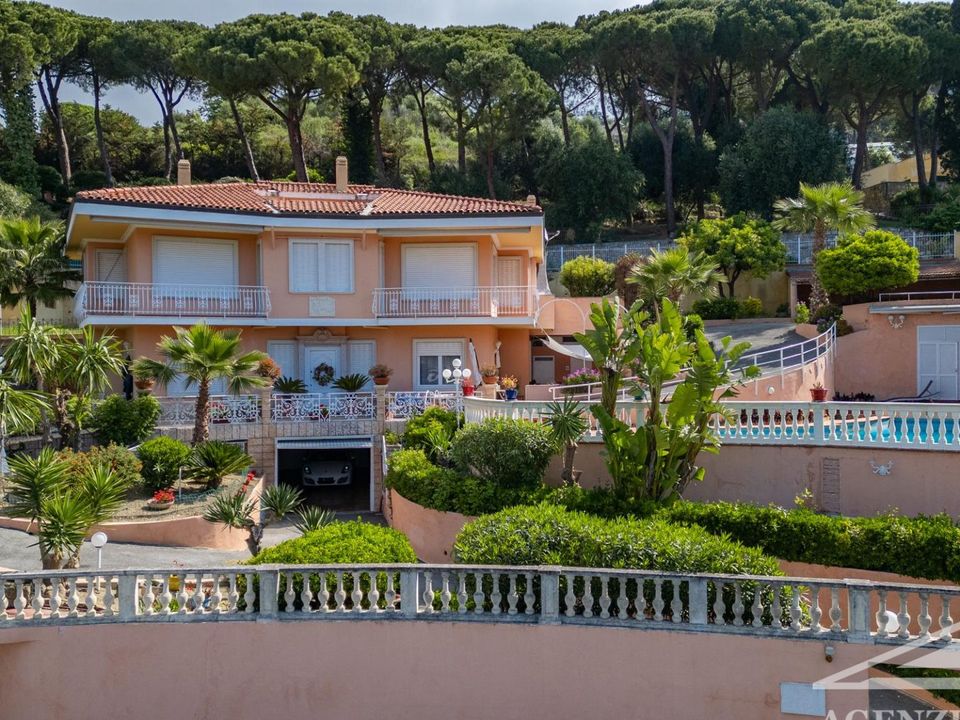 Villa i Bordighera, Imperia - foto 1