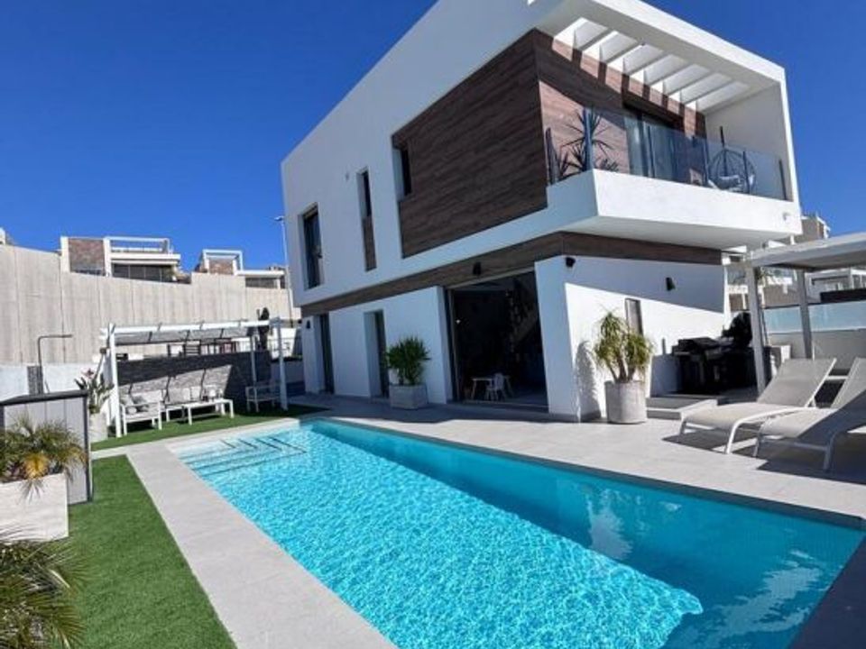Villa i Orihuela Costa, Alicante - foto 1