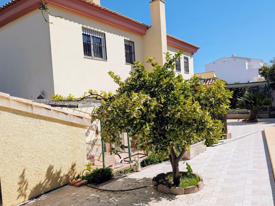 Villa i Alfaz del Pi, Alicante - foto 3
