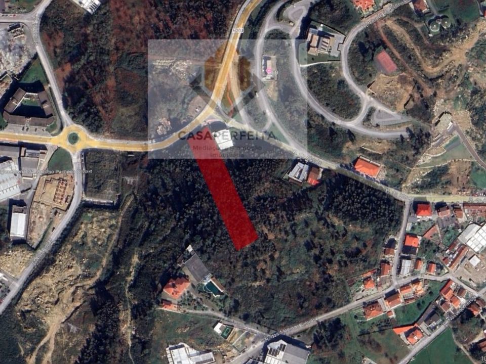 Helårsgrund i Pacos de Ferreira, Porto - foto 1
