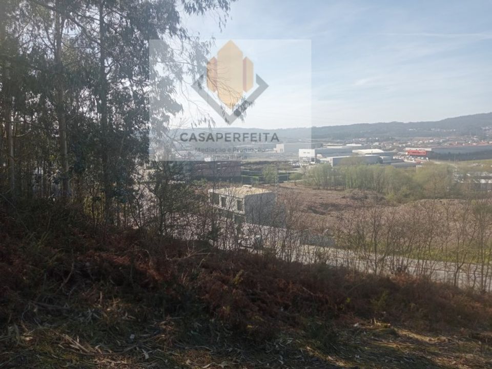 Helårsgrund i Pacos de Ferreira, Porto - foto 2
