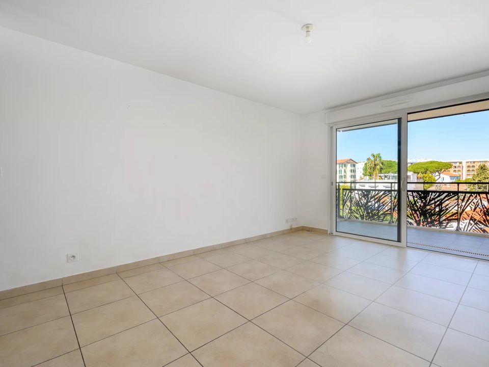 Lejlighed i Juan-les-Pins, Alpes-Maritimes - foto 3