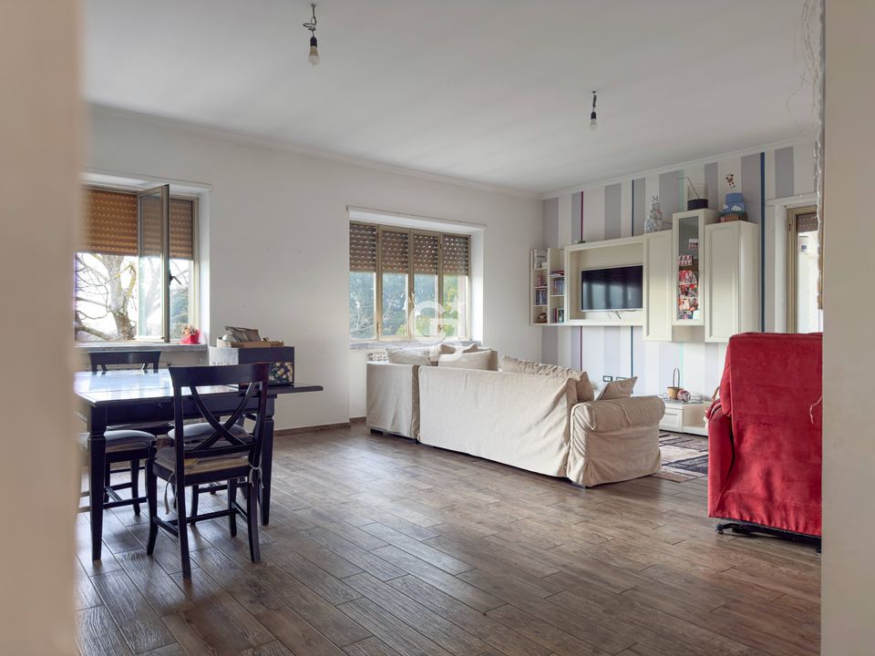 Villa en Vetralla, Viterbo - foto 1
