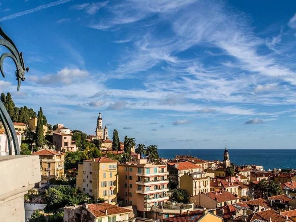 Lejlighed i Menton, Alpes-Maritimes - foto 1