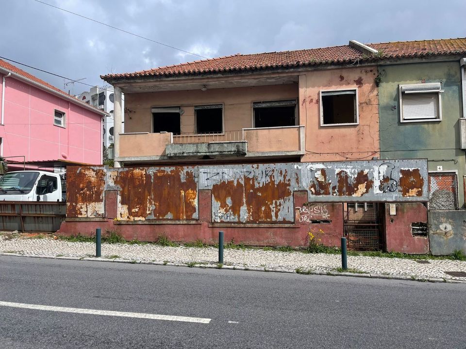 Byhus i Amadora, Lisbon - foto 3