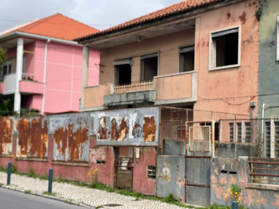 Byhus i Amadora, Lisbon - foto 2