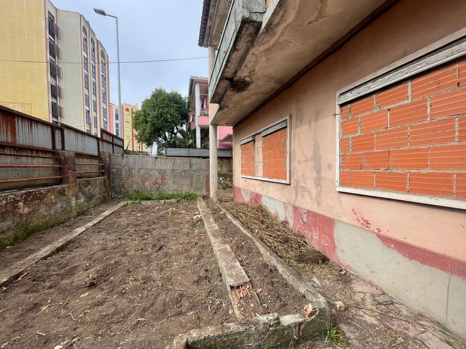 Byhus i Amadora, Lisbon - foto 5