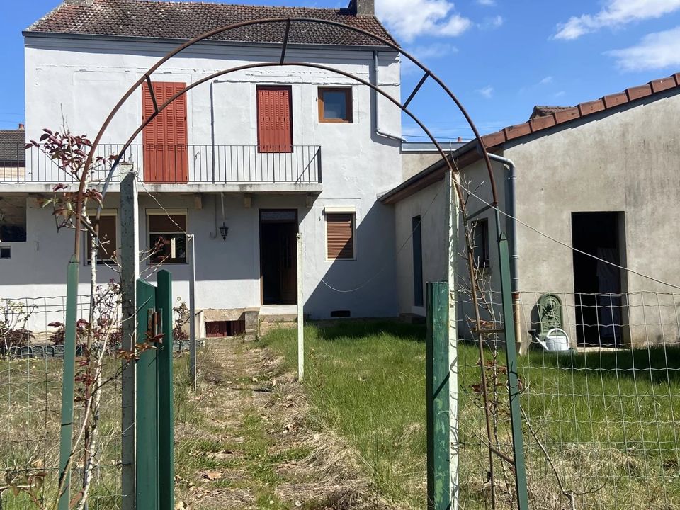 Byhus i Le Creusot, Saone-et-Loire - foto 1