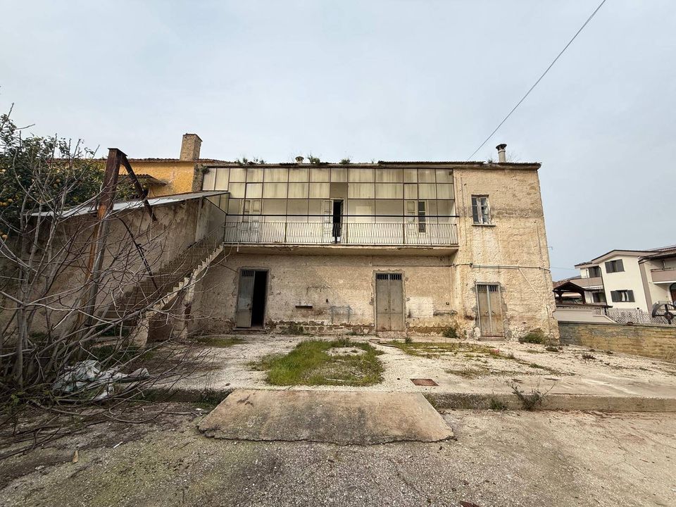 Villa i Villa di Briano, Caserta - foto 1