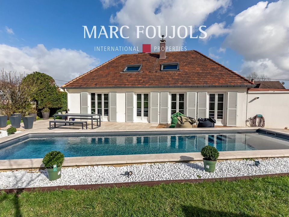 Villa i Cinqueux, Oise - foto 1