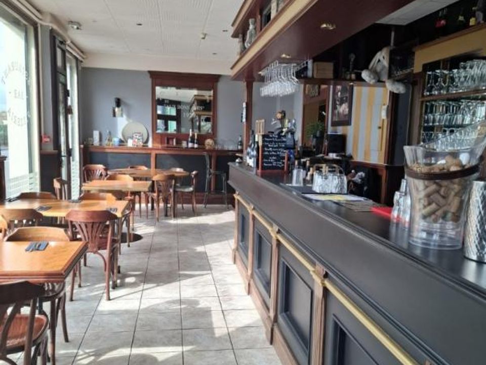 Erhvervsejendom i Reims, Marne - foto 2