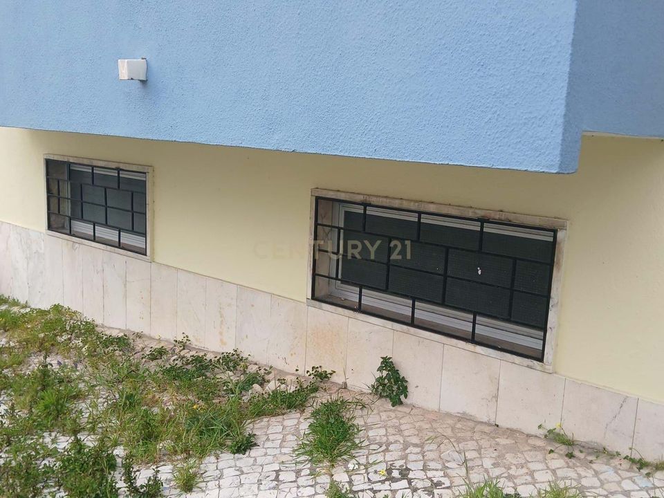Erhvervsejendom i Odivelas, Lisbon - foto 5